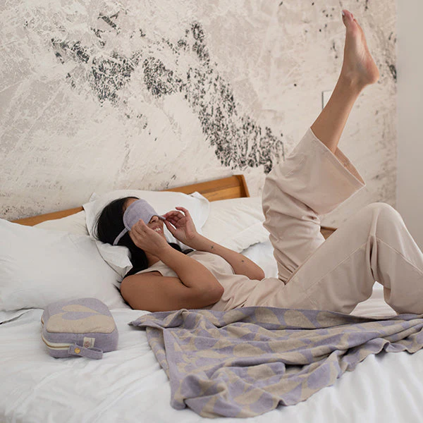 Amore Organic Cotton Travel Blanket and Eye Mask Set - Image 3