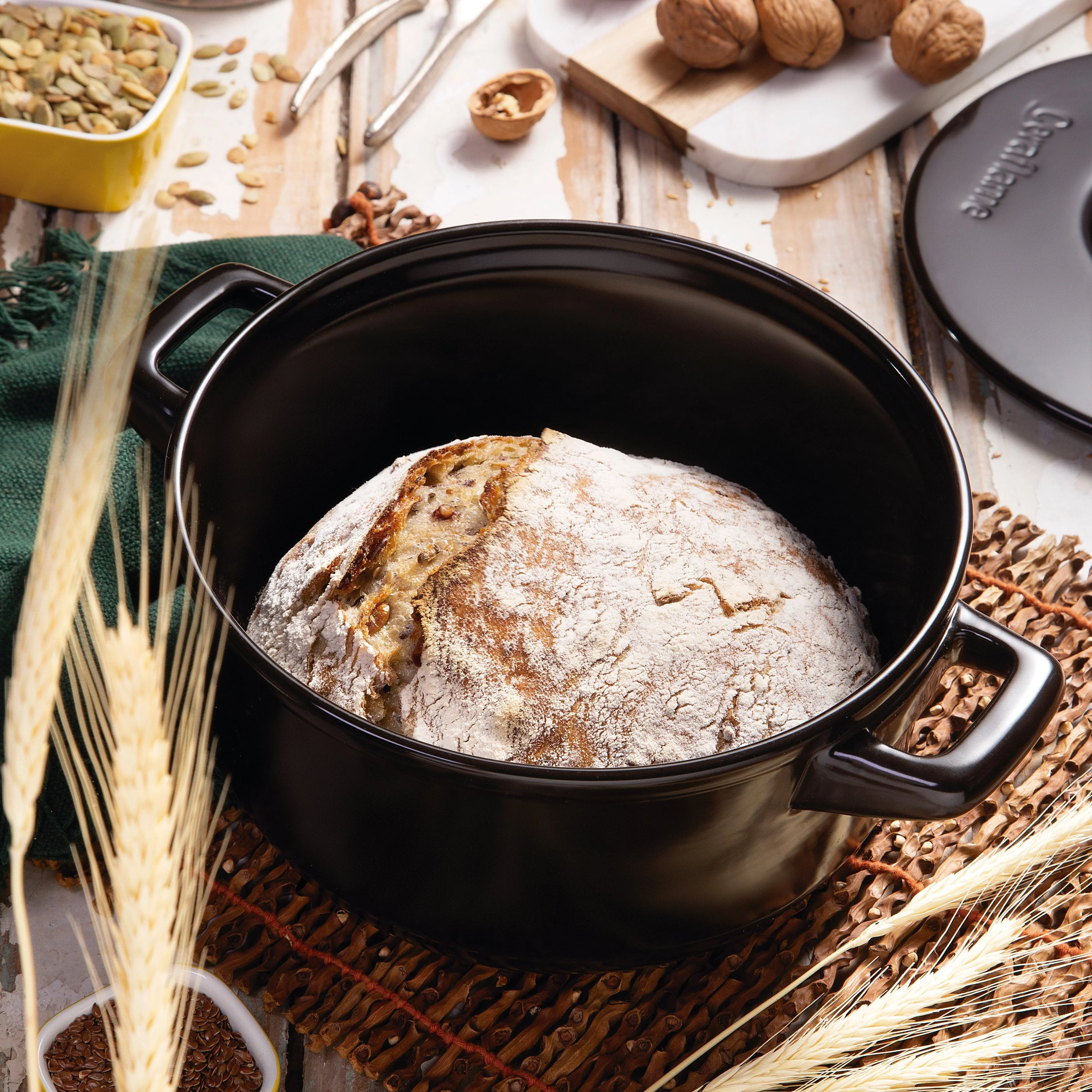 Duo 9 Piece Ceramic Cookware Set - Ceramic Lid - Image 4