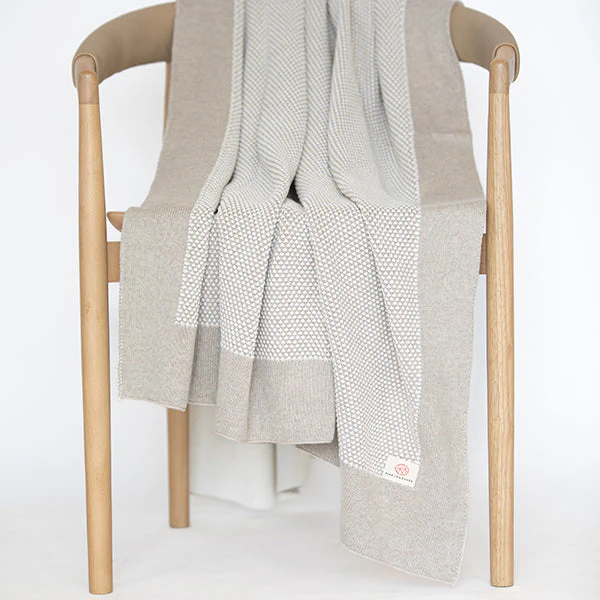 Eka Stipple Organic Cotton Throw Blanket - Image 9