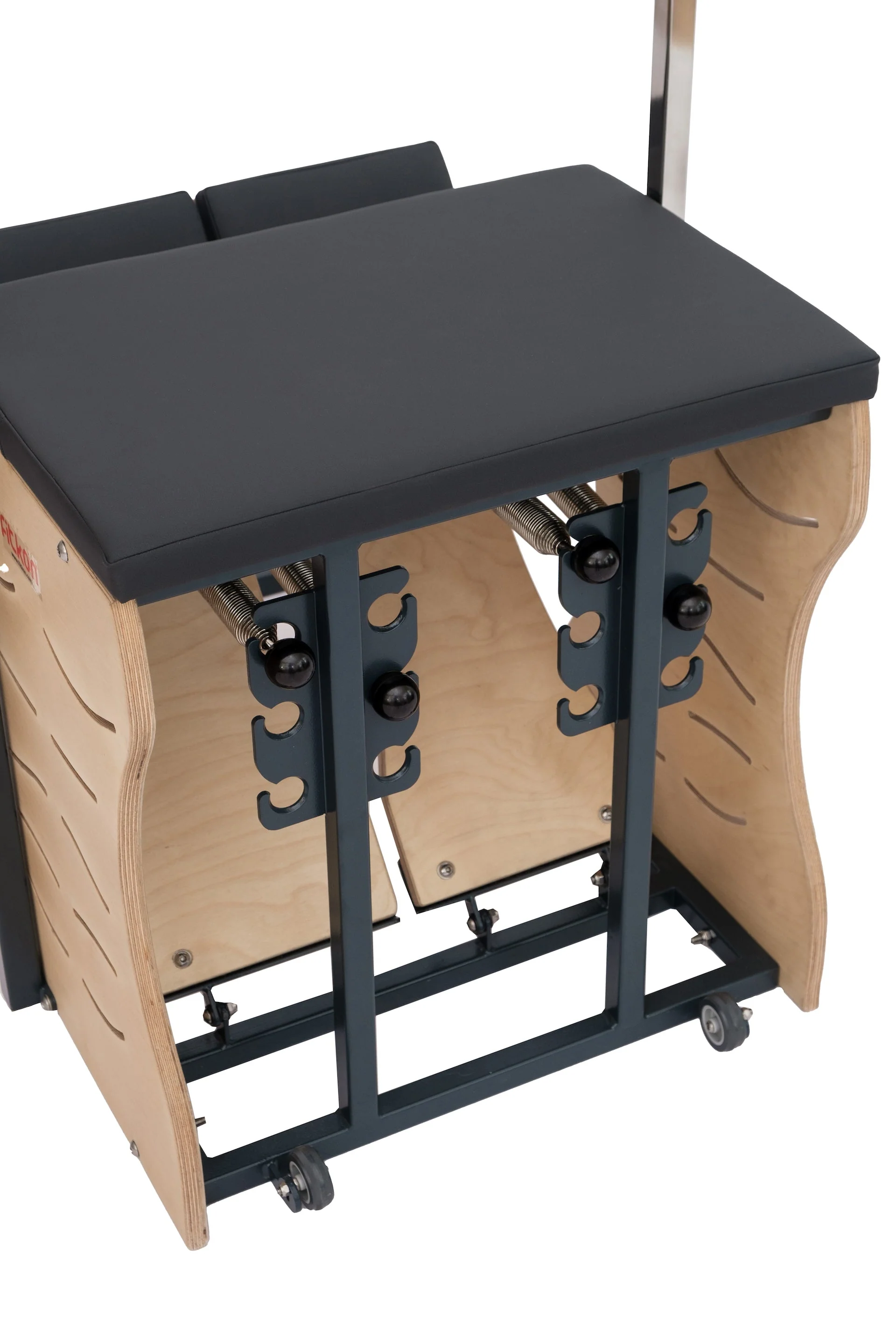 Fitkon™ Powerhouse Split Pedal Wunda Chair - Image 4