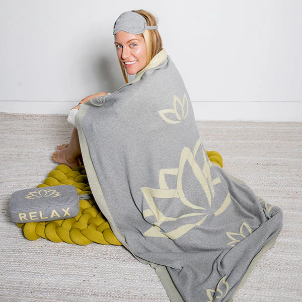 Lotus Relax Organic Cotton Travel Blanket and Eye Mask Set - Image 5