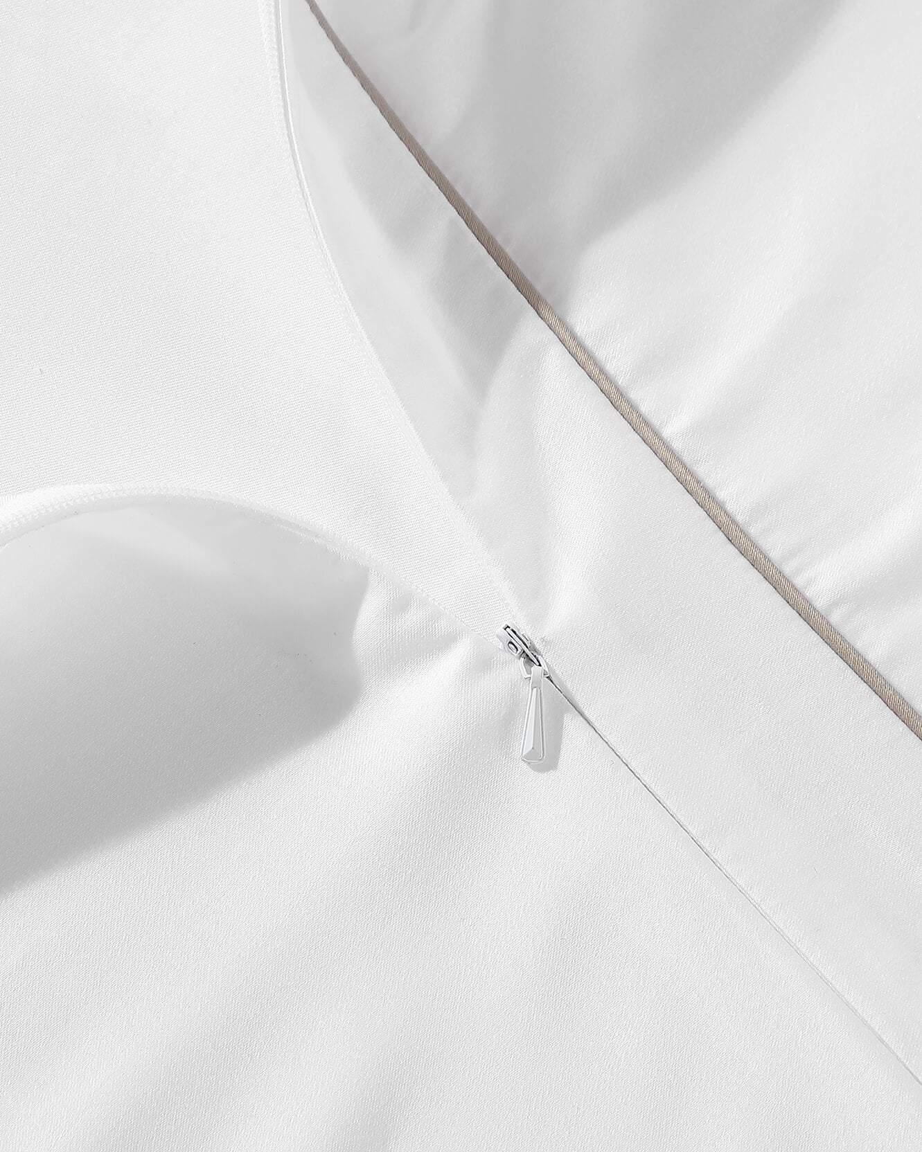Luxe Bamboo Duvet Cover with Piping - Image 6