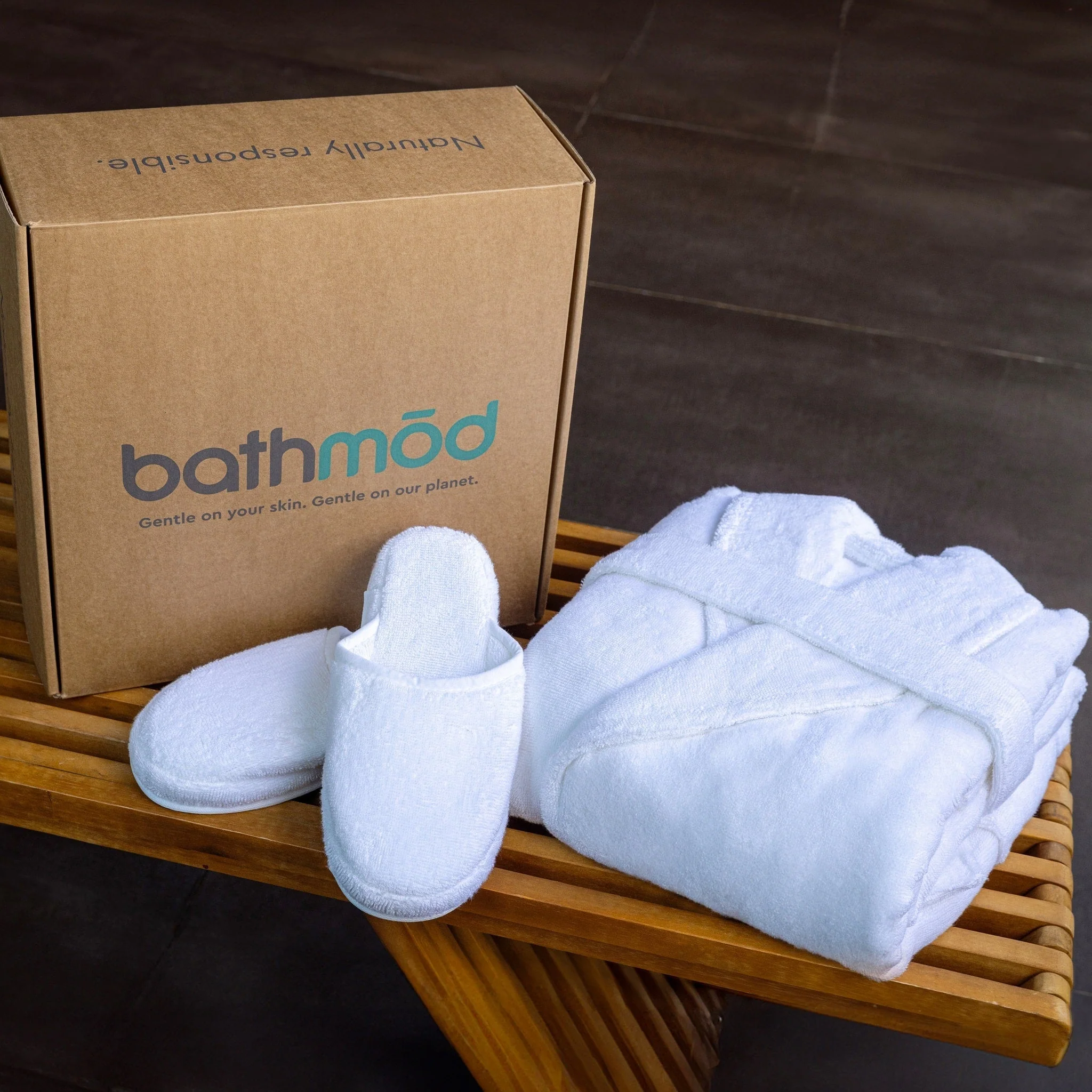 Luxury Organic Bathrobe & Slipper Set - Image 10