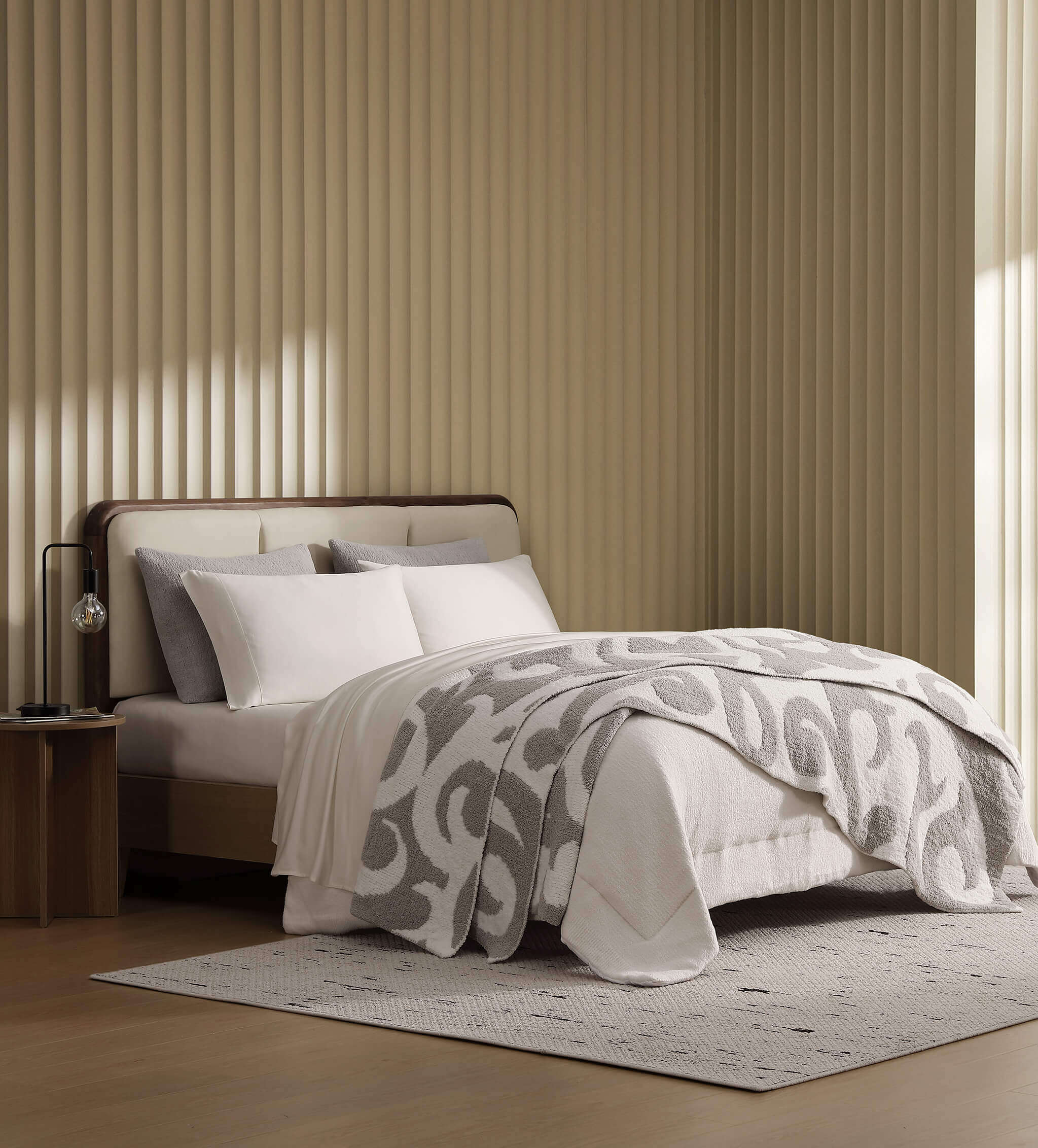 Snug Casablanca Bed Blanket - Image 9