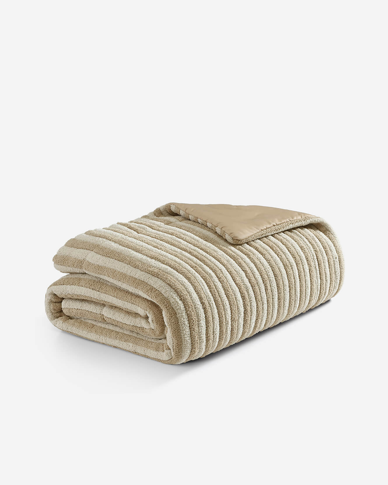 Snug Piped Comforter - Image 9