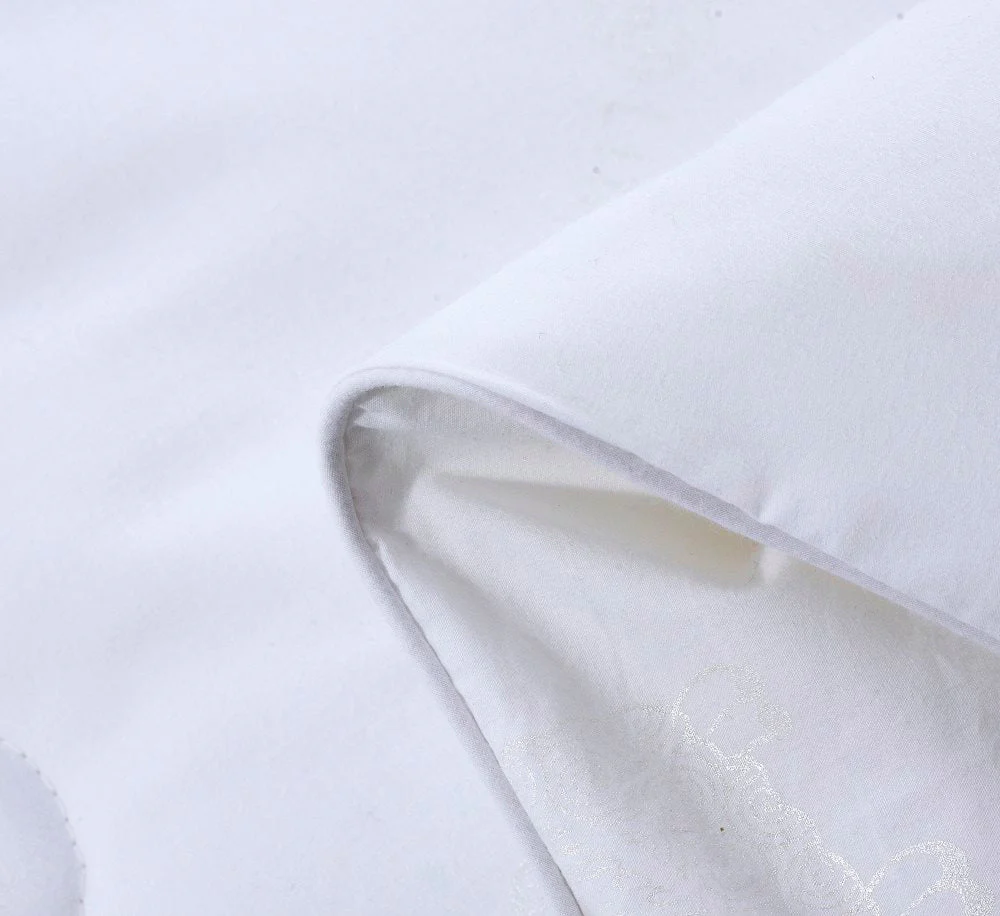 Tourmaline Magnetic Energy Silk Comforter - Image 5