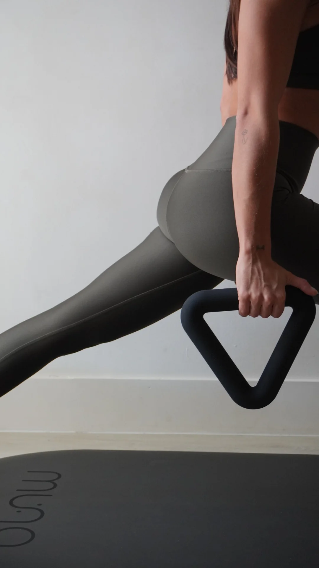 Triangle Dumbbell - Image 4