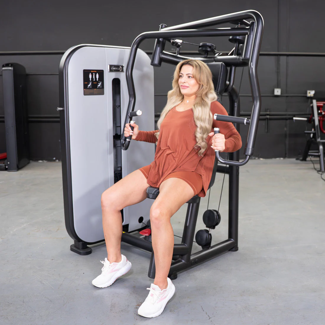 Vogue Chest Press by Muscle D Fitness – Iso-Lateral Convergent Machine - Image 17