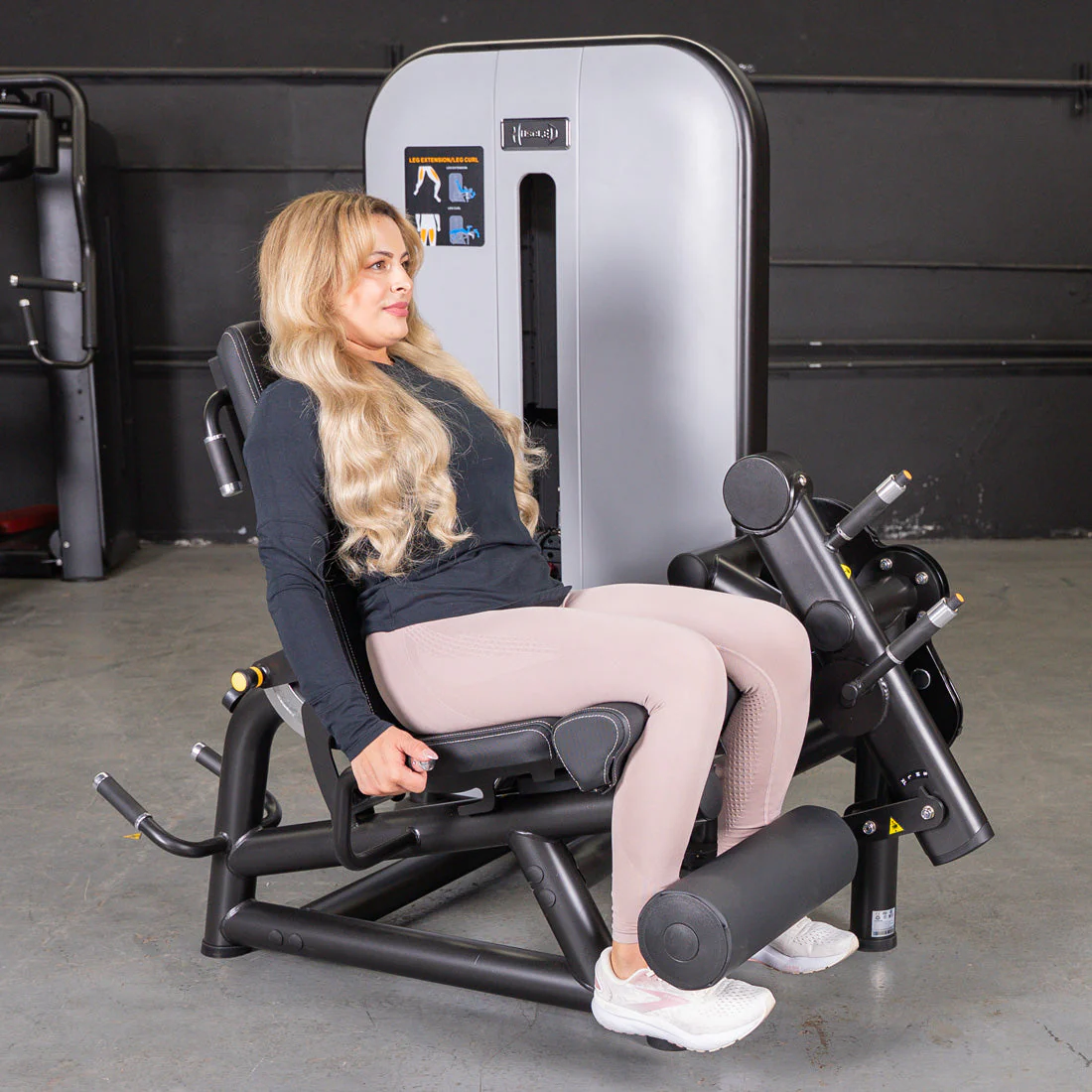 Vogue Leg Extension Curl Combo | Commercial Gym Equipment | Muscle D - Image 4