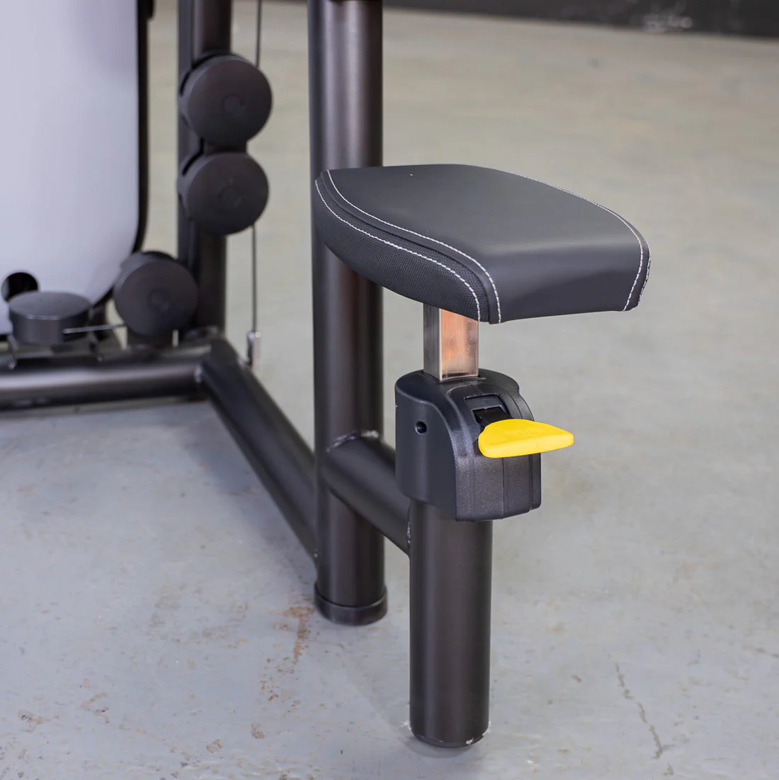 Vogue Pec Deck Rear Delt Machine | Muscle D Fitness Commercial Gym - Image 16
