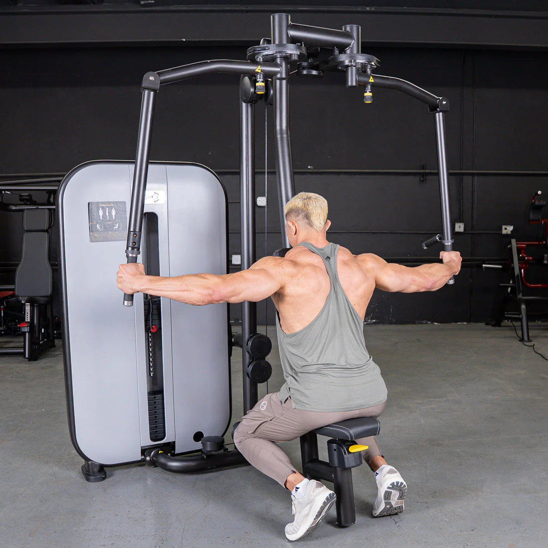Vogue Pec Deck Rear Delt Machine | Muscle D Fitness Commercial Gym - Image 4