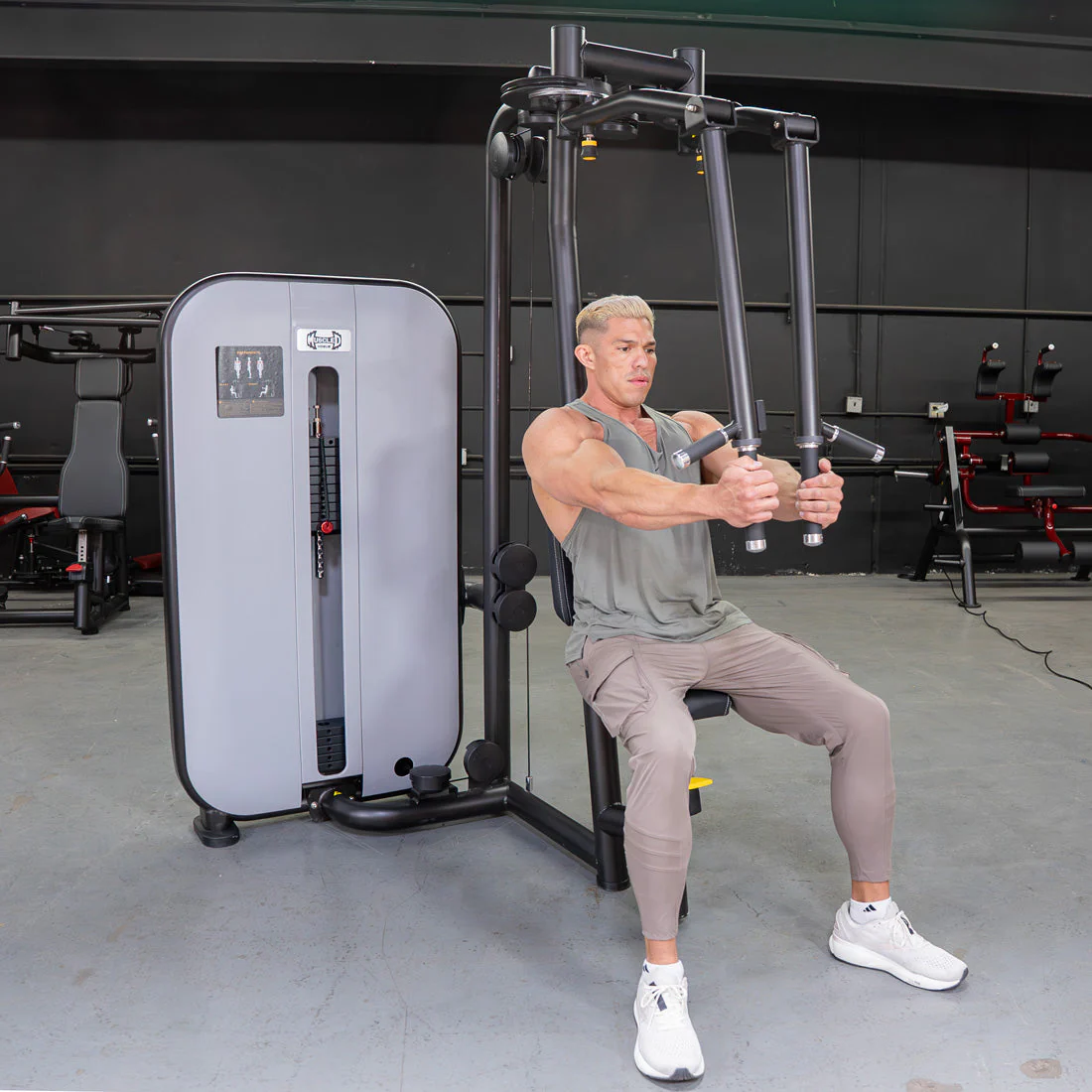 Vogue Pec Deck Rear Delt Machine | Muscle D Fitness Commercial Gym - Image 7