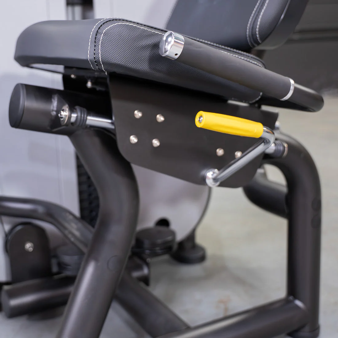 Vogue Seated Leg Curl | Commercial Hamstring Machine | MDF - Image 10