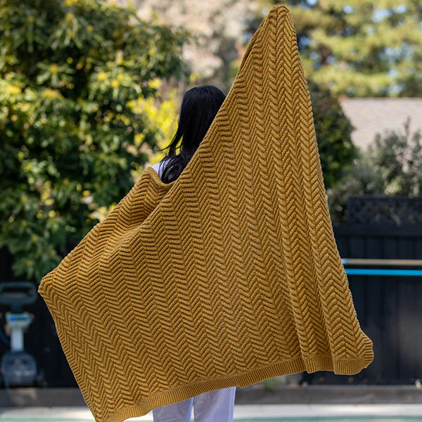 Washed Chevron Cotton Knit Throw Blanket - Image 21